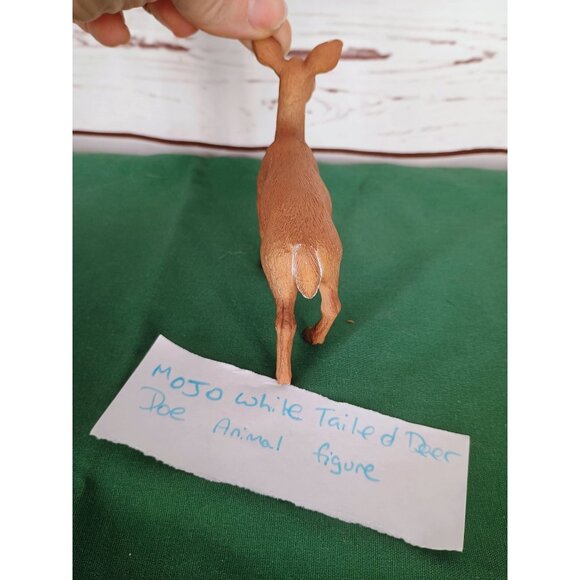 MOJO White Tailed Deer Doe Animal Figure 1014224‎ 2014 - Picture 4 of 5